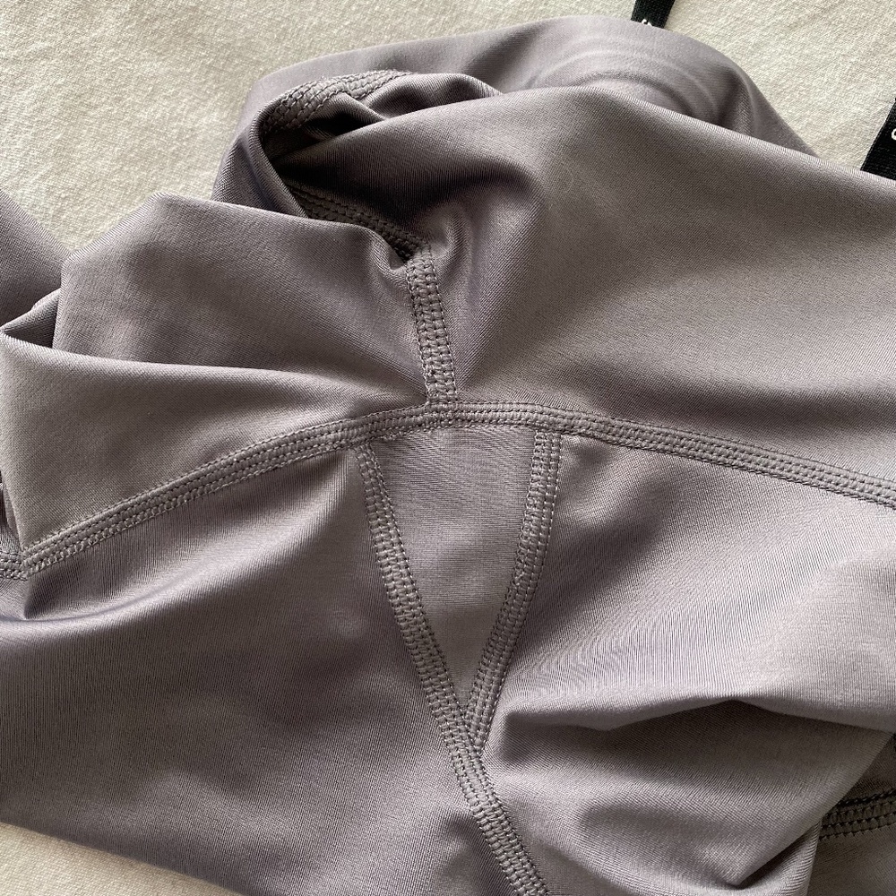 Nike, Dri-Fit grey/silver Nike Running leggings, size XS - Picture 7 of 9